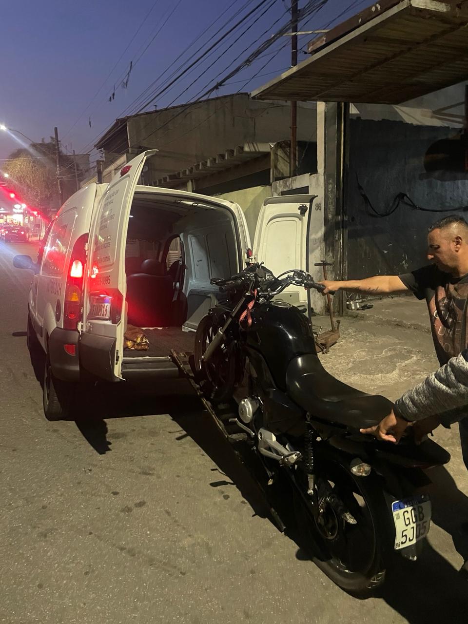 Resgate Noturno de Motos